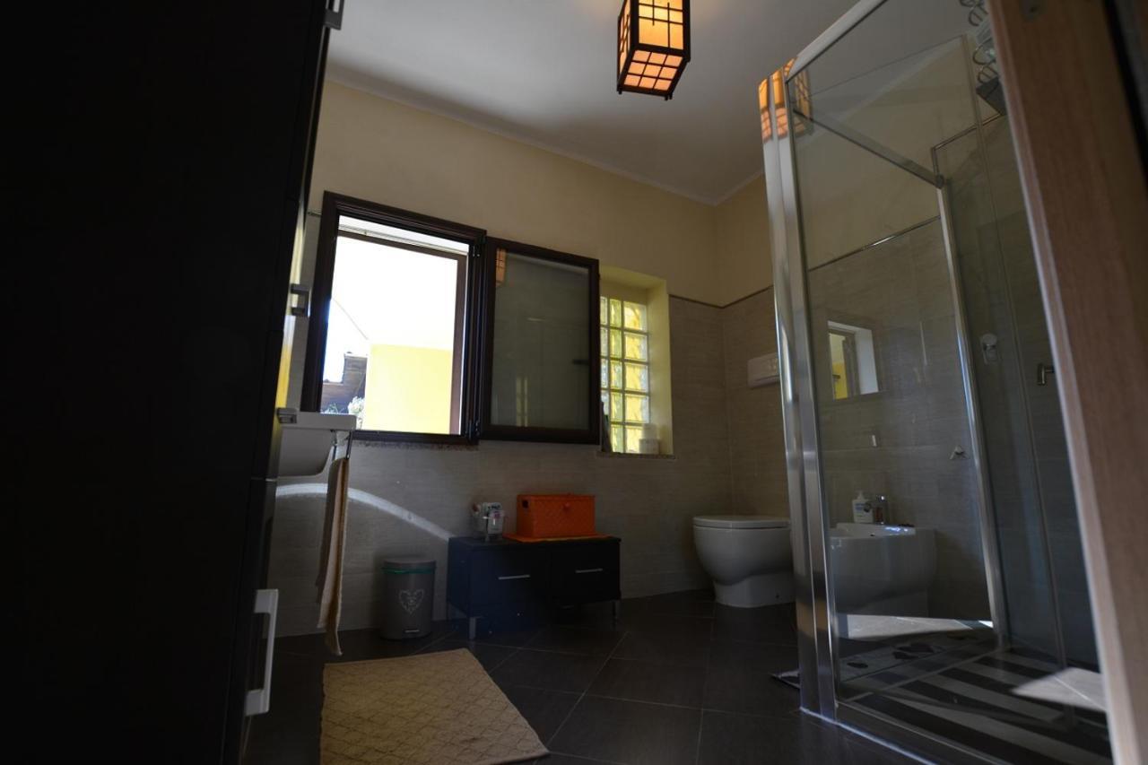 B&B Annalu' Guspini Extérieur photo