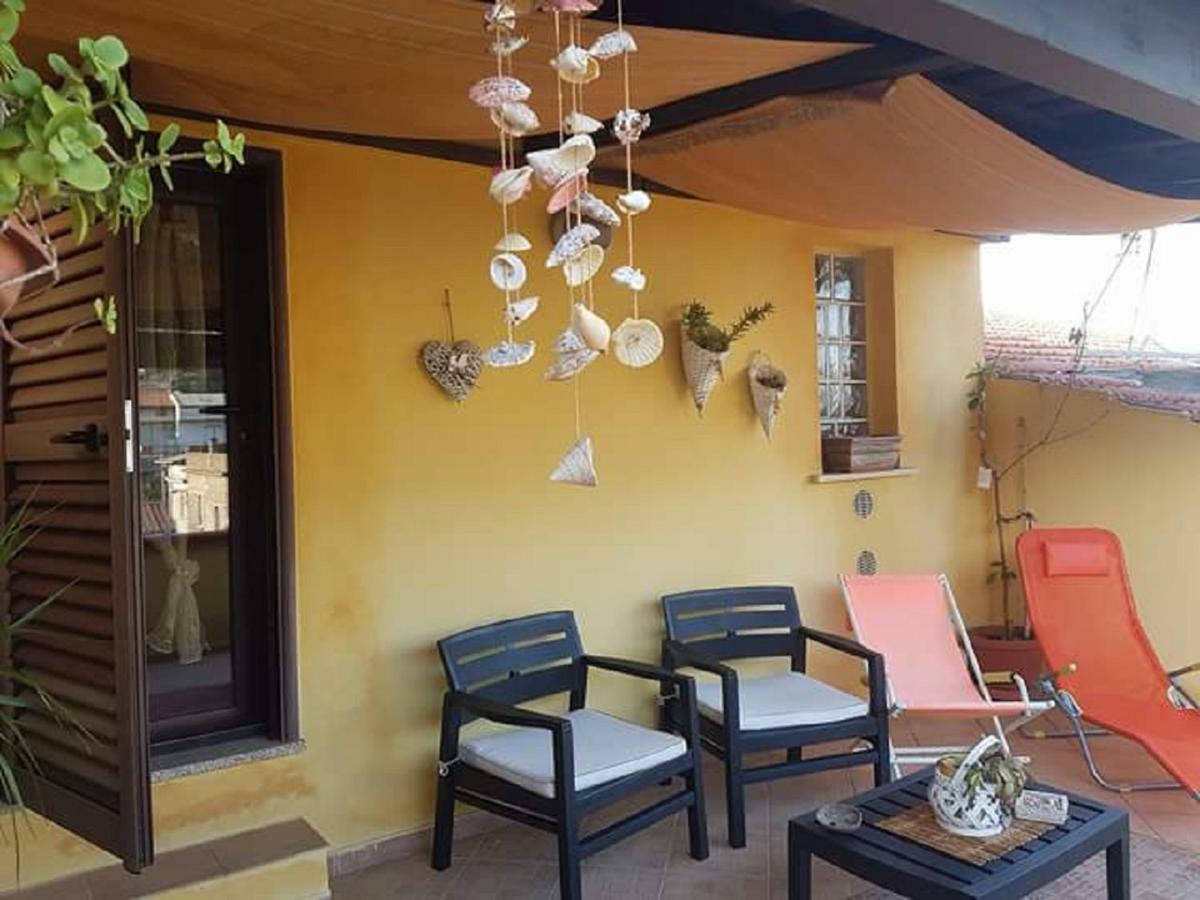 B&B Annalu' Guspini Extérieur photo